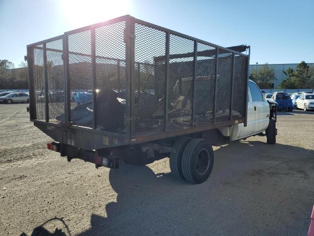 1GBJC39D86E177897 - 2006 CHEVROLET SILVERADO C3500 WHITE photo 3