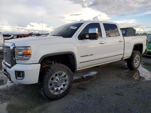 2016 GMC SIERRA K2500 DENALI, 