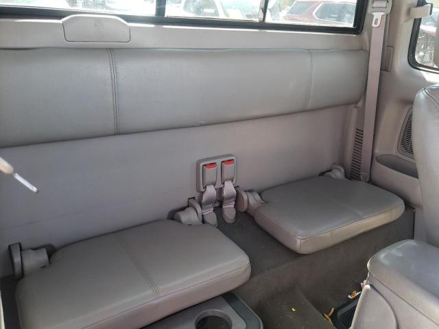 5TESN92NX2Z074777 - 2002 TOYOTA TACOMA XTRACAB PRERUNNER წითელი ფოტო 10