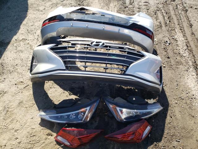 5NPD84LF1KH481349 - 2019 HYUNDAI ELANTRA SEL SILVER photo 12