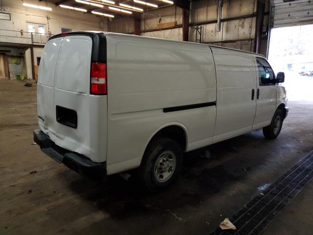 1GCWGBFP2P1161329 - 2023 CHEVROLET EXPRESS G2 WHITE photo 3