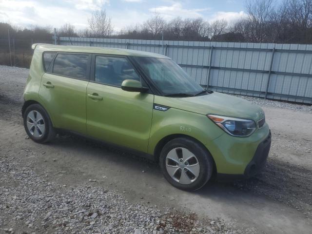 KNDJN2A24G7852368 - 2016 KIA SOUL GREEN photo 4