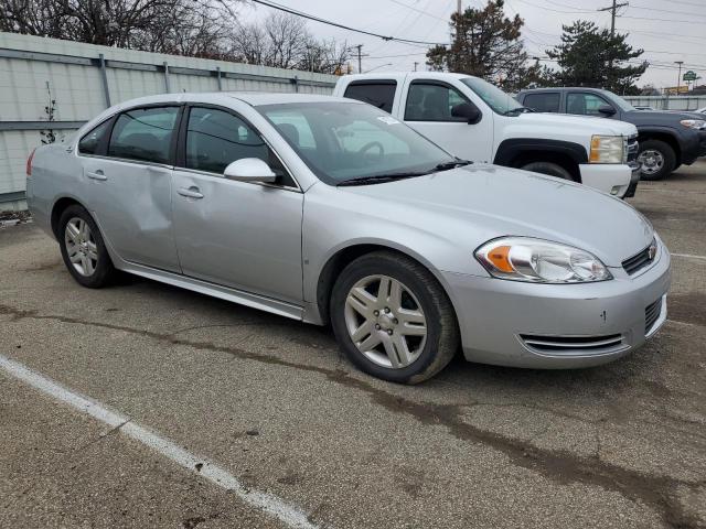 2G1WT57K291292217 - 2009 CHEVROLET IMPALA 1LT SILVER photo 4