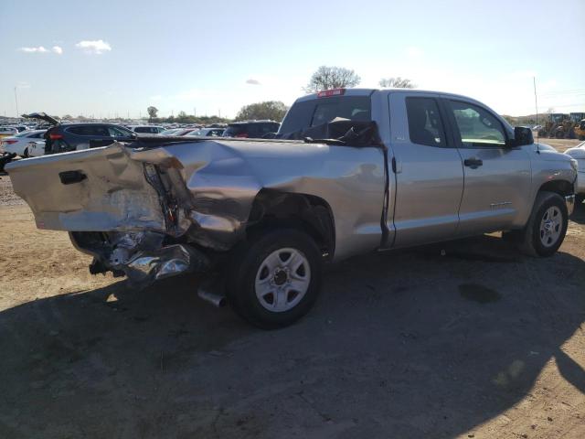 5TFRM5F12JX123266 - 2018 TOYOTA TUNDRA DOUBLE CAB SR/SR5 SILVER photo 3