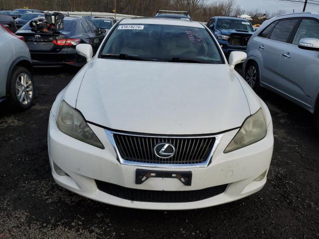 JTHCK262295034967 - 2009 LEXUS IS 250 WHITE photo 5