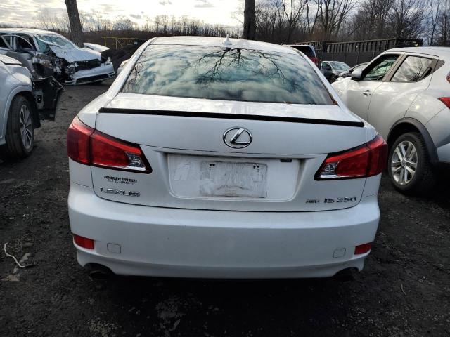 JTHCK262295034967 - 2009 LEXUS IS 250 WHITE photo 6