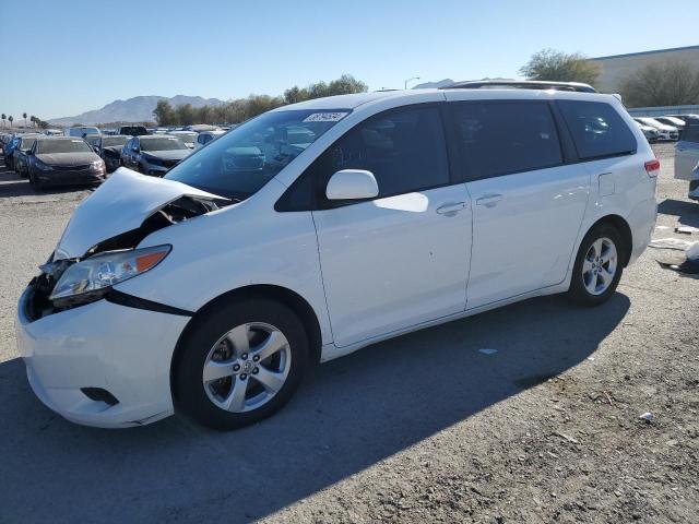 2014 TOYOTA SIENNA LE, 