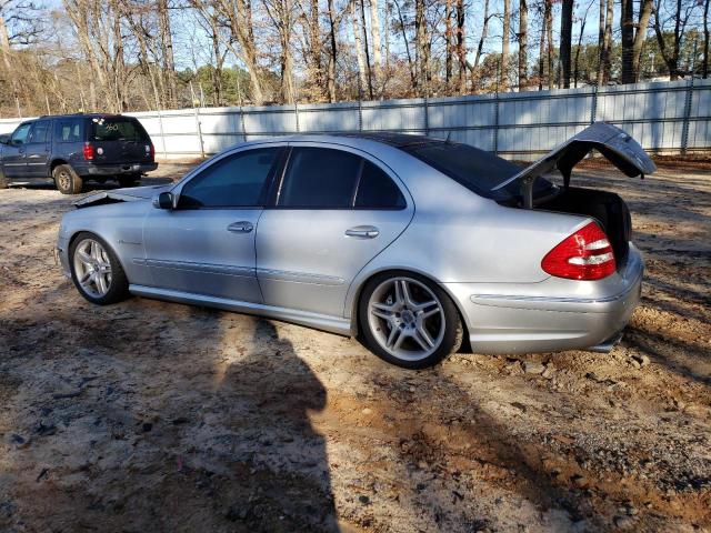 WDBUF76J44A547957 - 2004 MERCEDES-BENZ E 55 AMG SILVER photo 2