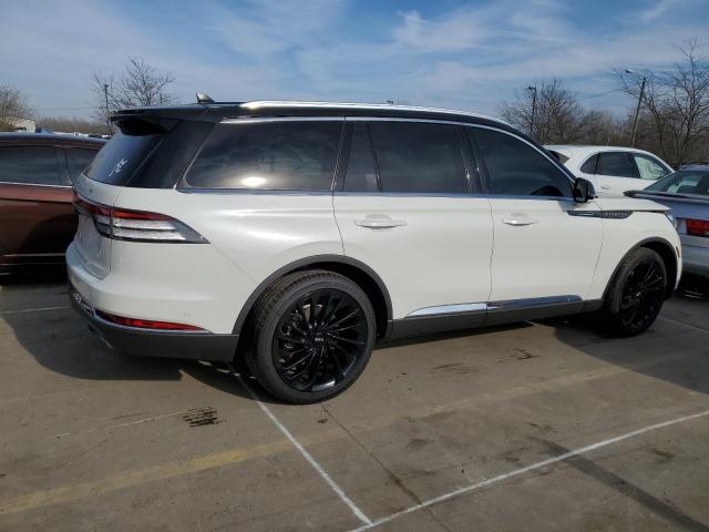 5LM5J7XC3LGL37262 - 2020 LINCOLN AVIATOR RESERVE WHITE photo 3