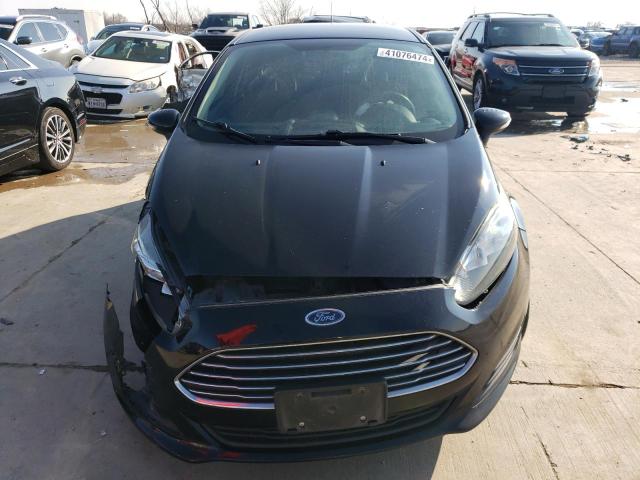 3FADP4EJ0GM146952 - 2016 FORD FIESTA SE BLACK photo 5