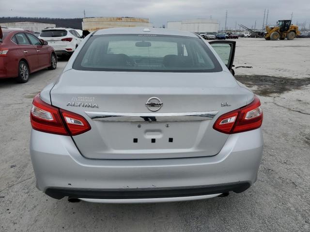 1N4AL3AP1HC111570 - 2017 NISSAN ALTIMA 2.5 SILVER photo 6