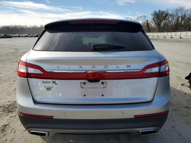 2LMPJ6LR4JBL44729 - 2018 LINCOLN MKX RESERVE SILVER photo 6