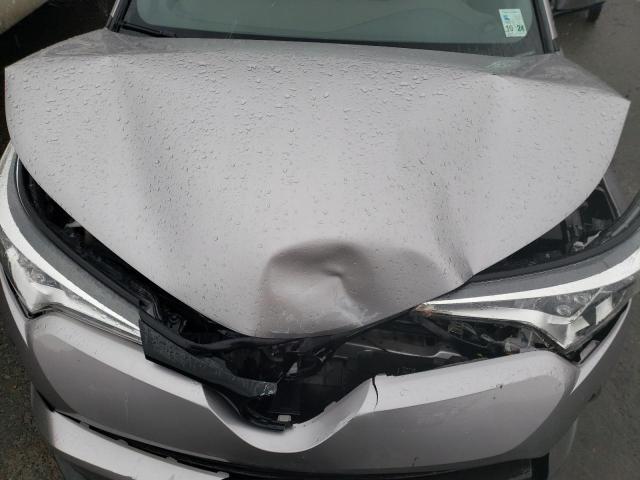 JTNKHMBX4K1017928 - 2019 TOYOTA C-HR XLE SILVER photo 11