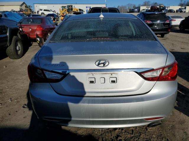 5NPEC4AC6BH253651 - 2011 HYUNDAI SONATA SE SILVER photo 6