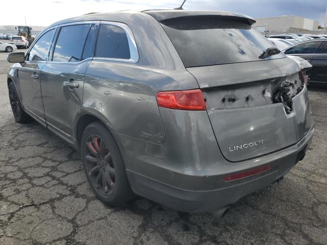 2LMHJ5FR4ABJ10665 - 2010 LINCOLN MKT GRAY photo 2