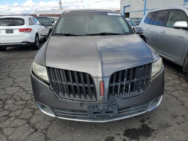 2LMHJ5FR4ABJ10665 - 2010 LINCOLN MKT GRAY photo 5