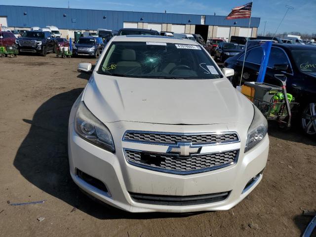 1G11J5SX5DF345965 - 2013 CHEVROLET MALIBU LTZ თეთრი ფოტო 5