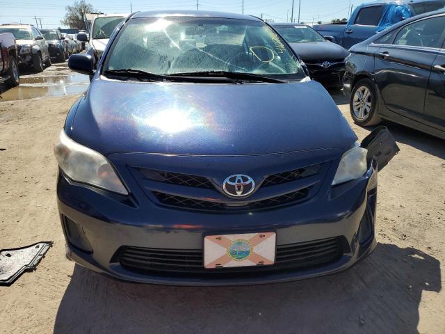 2T1BU4EE7DC068817 - 2013 TOYOTA COROLLA BASE BLUE photo 5