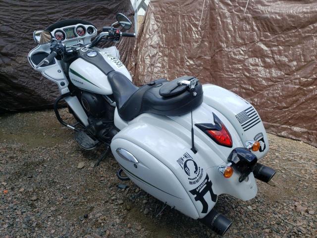 JKBVNRK19GA009078 - 2016 KAWASAKI VN1700 K WHITE photo 3