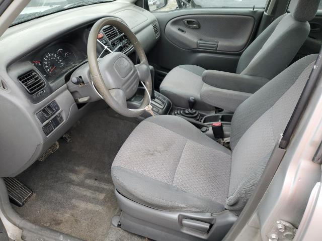 2CNBJ13C826939498 - 2002 CHEVROLET TRACKER SILVER photo 7