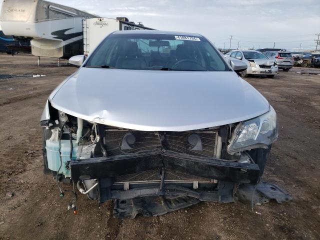 4T1BF1FKXDU205437 - 2013 TOYOTA CAMARY L SILVER photo 5