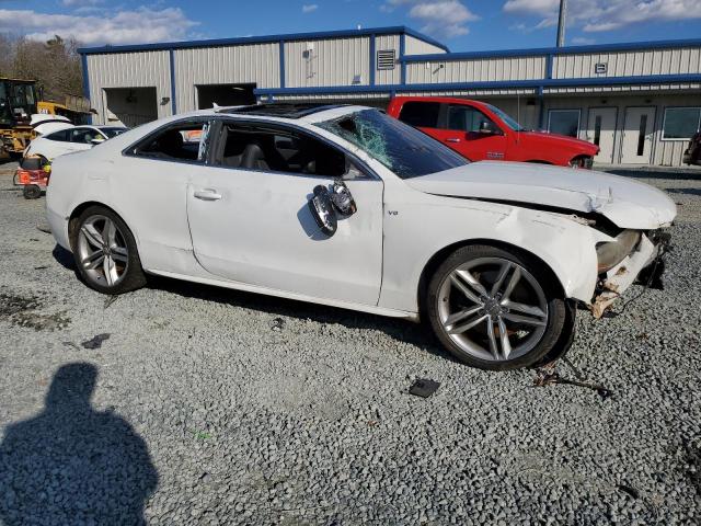 WAUCVAFR8BA036894 - 2011 AUDI S5 PREMIUM PLUS WHITE photo 4