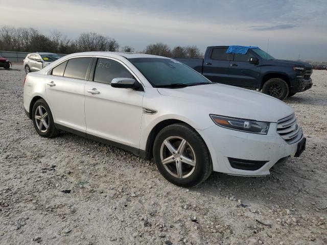 1FAHP2F81JG128382 - 2018 FORD TAURUS LIMITED WHITE photo 4