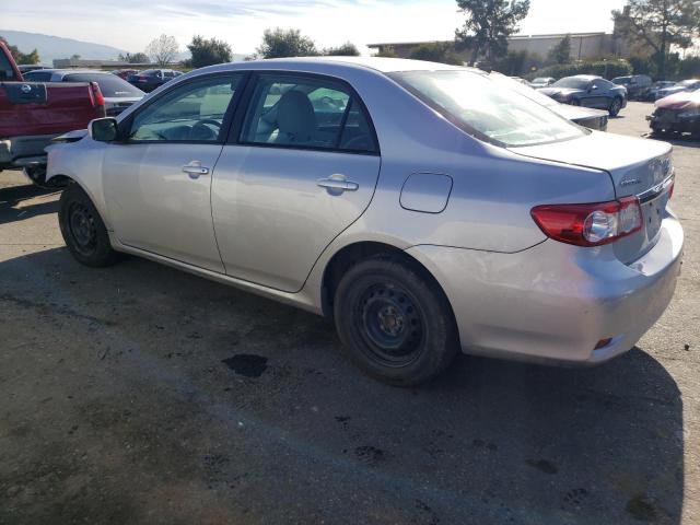 2T1BU4EE8BC593124 - 2011 TOYOTA COROLLA BASE SILVER photo 2
