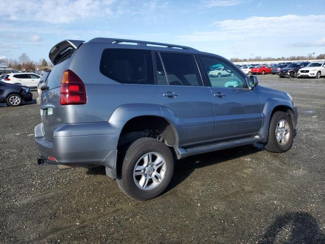 JTJBT20X130021532 - 2003 LEXUS GX 470 GRAY photo 3