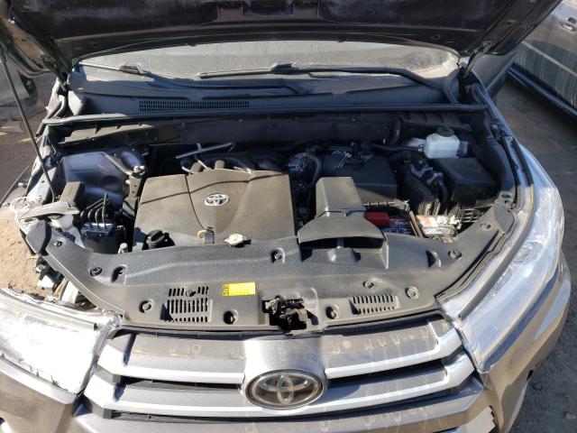 5TDBZRFH1KS929856 - 2019 TOYOTA HIGHLANDER LE GRAY photo 12