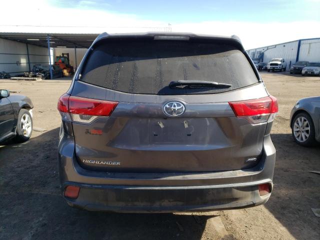 5TDBZRFH1KS929856 - 2019 TOYOTA HIGHLANDER LE GRAY photo 6