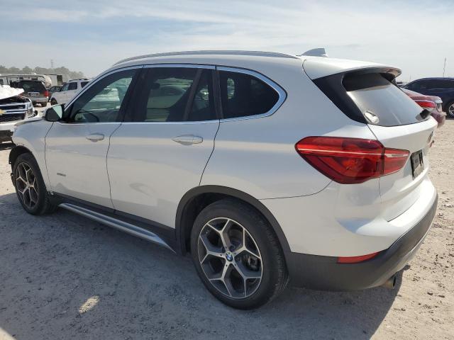 WBXHT3C34GP886832 - 2016 BMW X1 XDRIVE28I WHITE photo 2