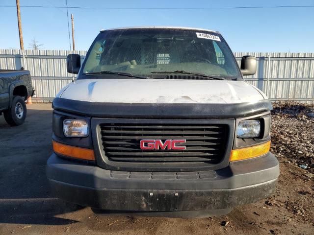 1GTGG25C381127856 - 2008 GMC SAVANA G2500 WHITE photo 5