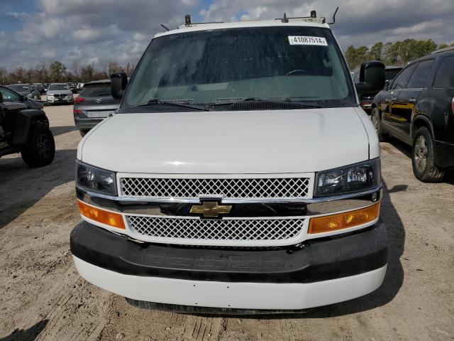 1GCWGAFP2L1154840 - 2020 CHEVROLET EXPRESS G2 WHITE photo 5