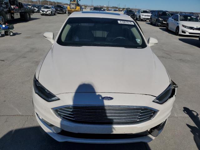 3FA6P0HD7HR166353 - 2017 FORD FUSION SE WHITE photo 5