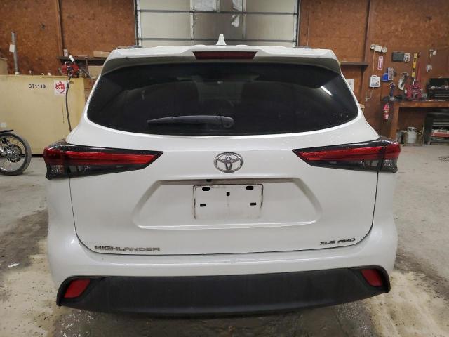 5TDGZRBH0MS099045 - 2021 TOYOTA HIGHLANDER XLE WHITE photo 6