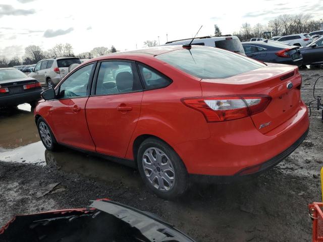 1FAHP3F2XCL474667 - 2012 FORD FOCUS SE RED photo 2