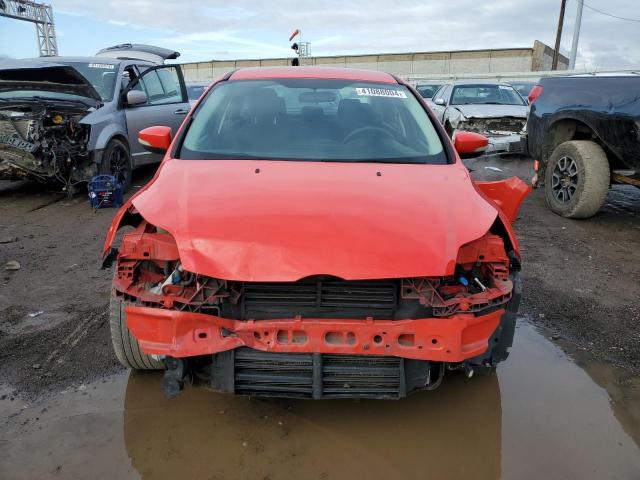 1FAHP3F2XCL474667 - 2012 FORD FOCUS SE RED photo 5