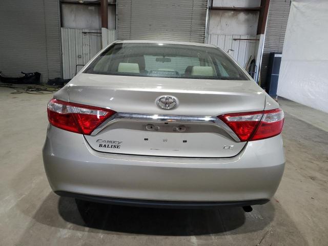 4T4BF1FK6FR473264 - 2015 TOYOTA CAMRY LE GOLD photo 6