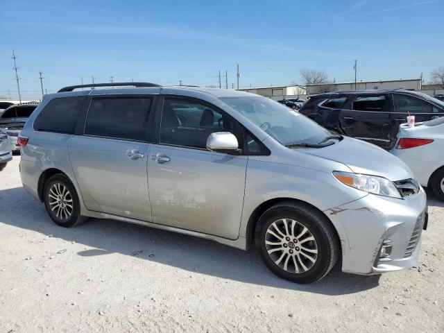 5TDYZ3DCXKS972719 - 2019 TOYOTA SIENNA XLE GRAY photo 4