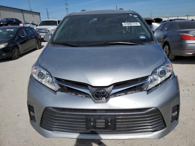 5TDYZ3DCXKS972719 - 2019 TOYOTA SIENNA XLE GRAY photo 5