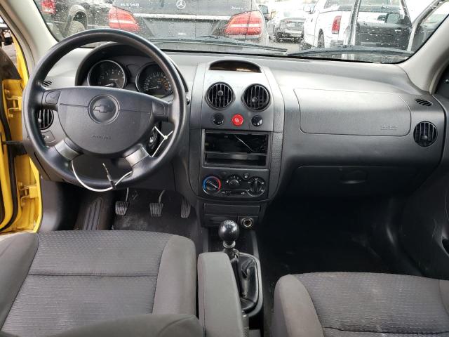 KL1TD66647B786990 - 2007 CHEVROLET AVEO BASE YELLOW photo 8
