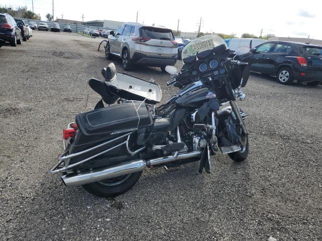 1HD1FCW1X5Y685166 - 2005 HARLEY-DAVIDSON FLHTCUI 黑色 照片 4