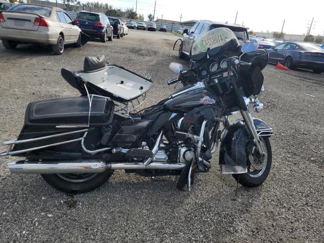 1HD1FCW1X5Y685166 - 2005 HARLEY-DAVIDSON FLHTCUI 黑色 照片 5