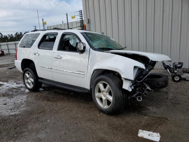 1GNSKCE08BR248614 - 2011 CHEVROLET TAHOE K1500 LTZ WHITE photo 4