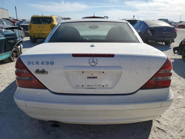 WDBKK49FX3F284531 - 2003 MERCEDES-BENZ SLK 230 KOMPRESSOR WHITE photo 6