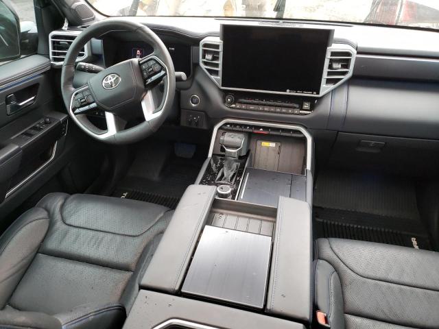 5TFNA5ABXPX022315 - 2023 TOYOTA TUNDRA CREWMAX PLATINUM Grau Foto 8