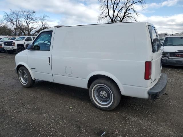 1GCDM19W3YB219649 - 2000 CHEVROLET ASTRO WHITE photo 2