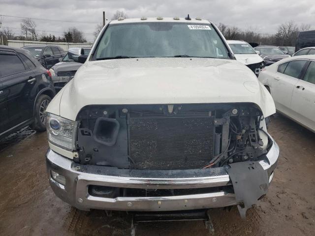 3C6UR5FL7JG101403 - 2018 RAM 2500 LARAMIE WHITE photo 5