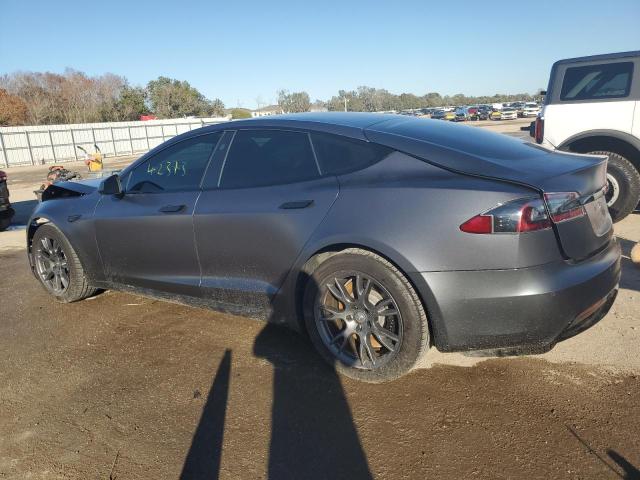 5YJSA1E51NF470207 - 2022 TESLA MODEL S GRAY photo 2